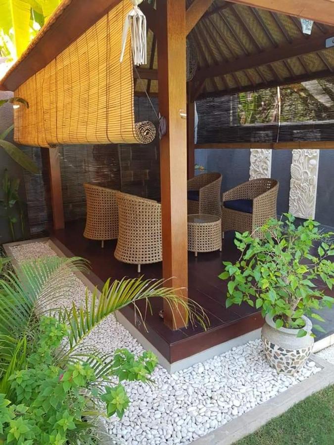 ホテル Mias Jungle House ロヴィーナ エクステリア 写真